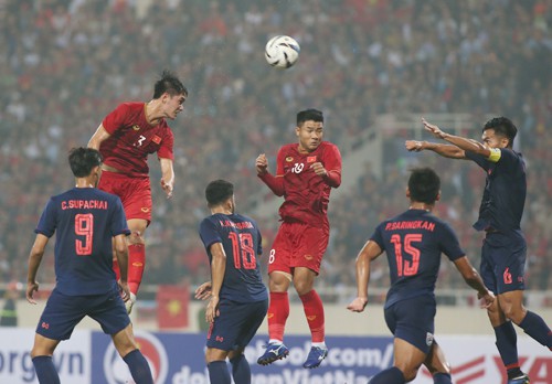 HLV Thái Lan: Việt Nam đang nghĩ mình là số một Đông Nam Á - Ảnh 1. HLV Thái Lan: Việt Nam đang nghĩ mình là số một Đông Nam Á - Ảnh 1.