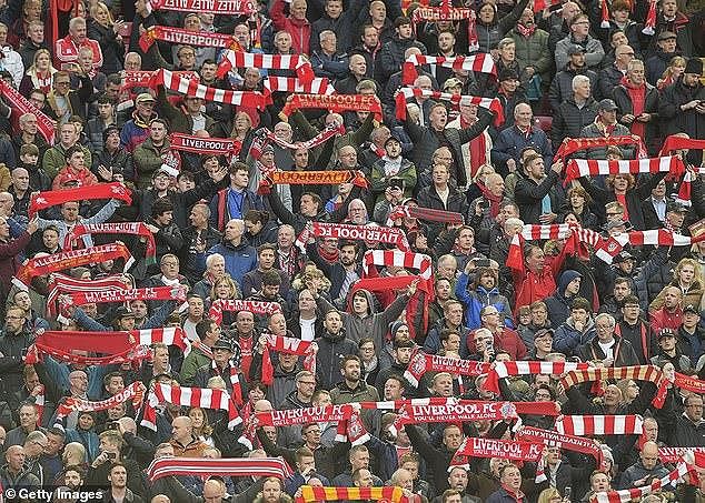 Liverpool vào chung kết, CĐV bị chặt chém tơi bời - Ảnh 1. Liverpool vào chung kết, CĐV bị chặt chém tơi bời - Ảnh 1.