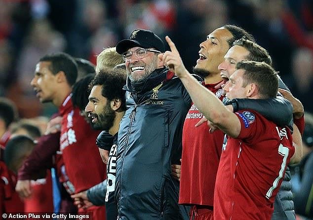 Liverpool vào chung kết, CĐV bị chặt chém tơi bời - Ảnh 2. Liverpool vào chung kết, CĐV bị chặt chém tơi bời - Ảnh 2.
