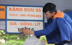 Quỹ bình ổn xăng dầu âm hơn 620 tỉ đồng