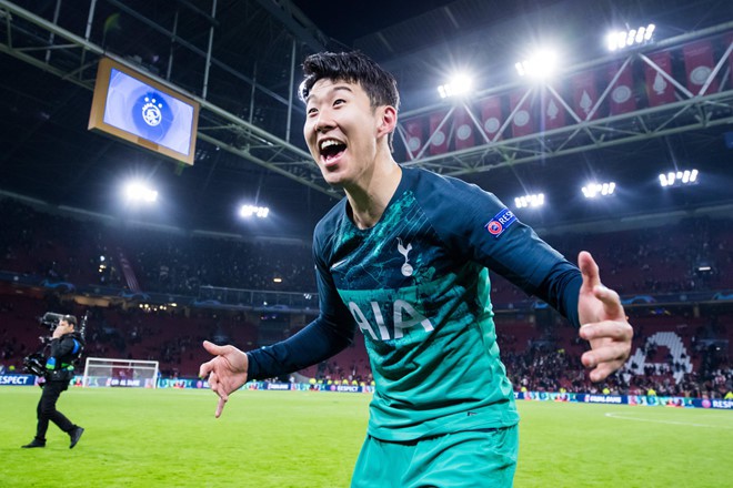 HLV Pochettino: Tôi cười vào ai bảo Tottenham thắng may mắn - Ảnh 1.