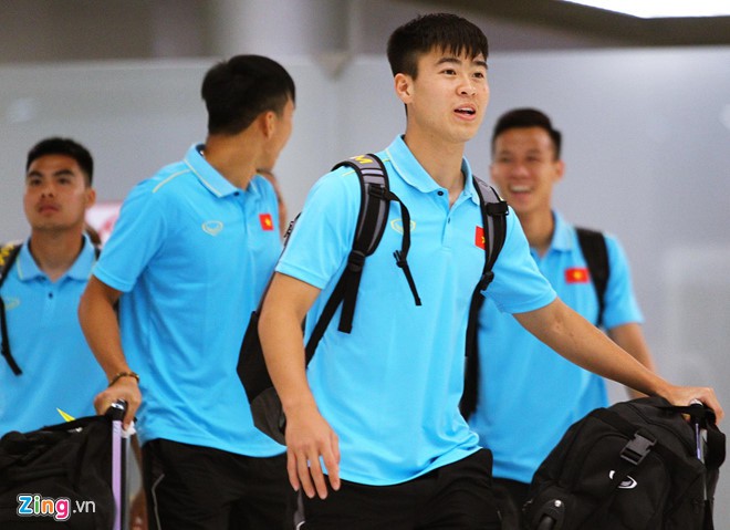 Tuyển Việt Nam có mặt ở Thái Lan, sẵn sàng cho Kings Cup - Ảnh 3.