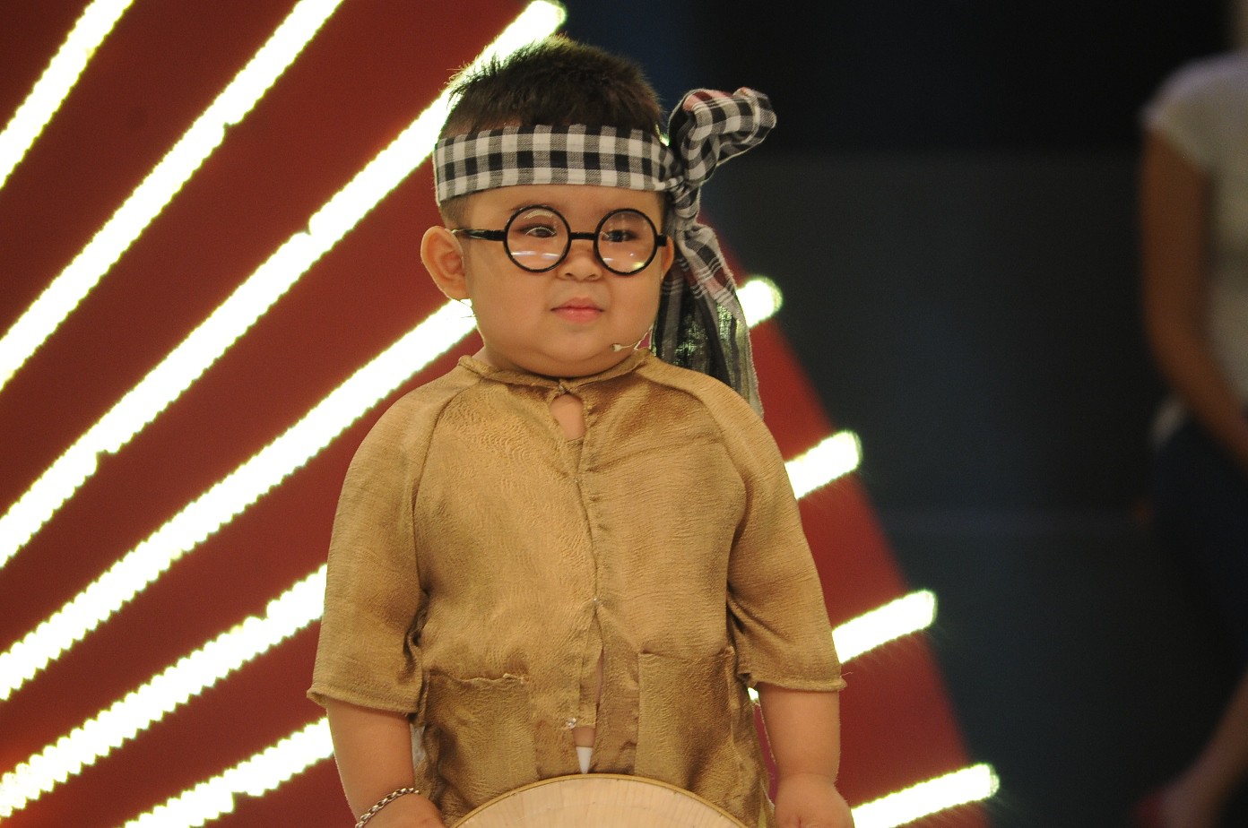 Điểm danh sao nhí có thu nhập lớn hàng đầu tại showbiz Việt - Ảnh 6. Điểm danh sao nhí có thu nhập lớn hàng đầu tại showbiz Việt - Ảnh 6.