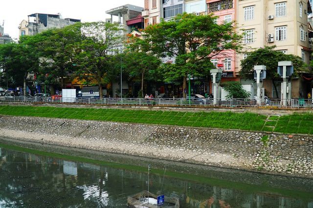 Nước sông Tô lịch đổi màu sau nửa tháng lọc bằng công nghệ Nhật - Ảnh 5. Nước sông Tô lịch đổi màu sau nửa tháng lọc bằng công nghệ Nhật - Ảnh 5.