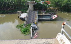 Giám đốc Sở GTVT Đồng Tháp nói về vụ cầu BOT bị sập: Nếu trường hợp tới mức phải khởi tố thì cũng xử lí nghiêm
