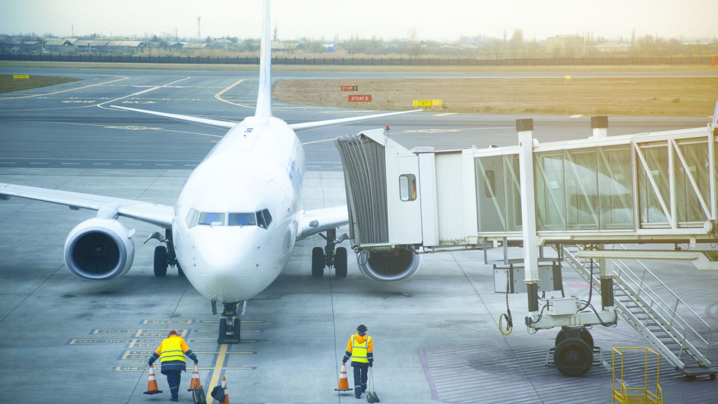 6 tuyệt chiêu giúp bạn tiết kiệm phí hành lí khi đi máy bay ở Mỹ - Ảnh 1.