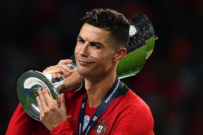 Messi bị chế nhạo trong ngày Ronaldo vô địch Nations League - Ảnh 1. Messi bị chế nhạo trong ngày Ronaldo vô địch Nations League - Ảnh 1.