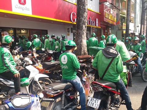 Cuộc chiến tỉ USD giành miếng bánh giao đồ ăn tại Đông Nam Á - Ảnh 1. Cuộc chiến tỉ USD giành miếng bánh giao đồ ăn tại Đông Nam Á - Ảnh 1.