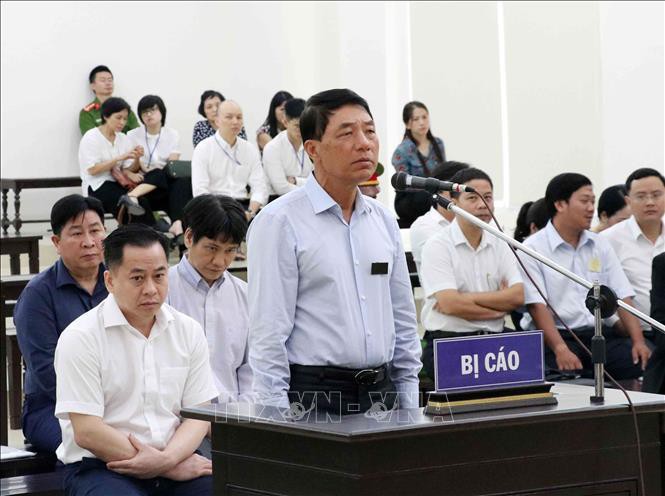 Hình ảnh xét xử phúc thẩm Phan Văn Anh Vũ và 4 cựu cán bộ công an - Ảnh 12. Hình ảnh xét xử phúc thẩm Phan Văn Anh Vũ và 4 cựu cán bộ công an - Ảnh 12.