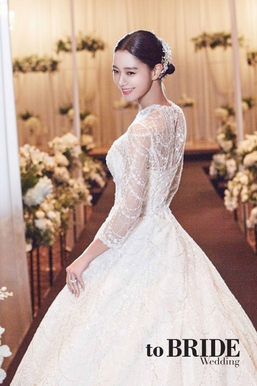 Mĩ nhân Clara Lee: Bom sex thế hệ mới xứ Hàn và cái kết trong mơ cùng chồng tỉ phú - Ảnh 12. Mĩ nhân Clara Lee: Bom sex thế hệ mới xứ Hàn và cái kết trong mơ cùng chồng tỉ phú - Ảnh 12.