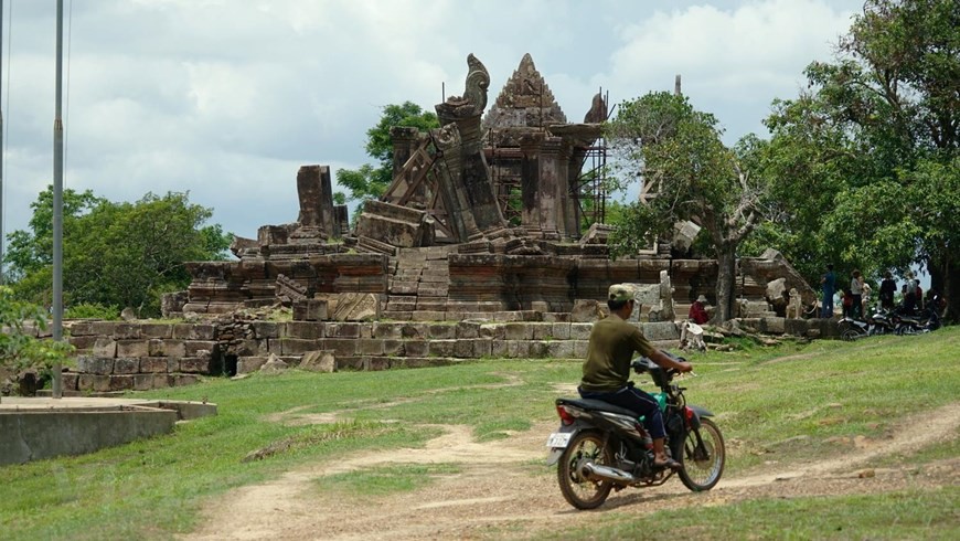 Cận cảnh đền thiêng Preah Vihear ở vùng biên giới Campuchia  - Ảnh 27.