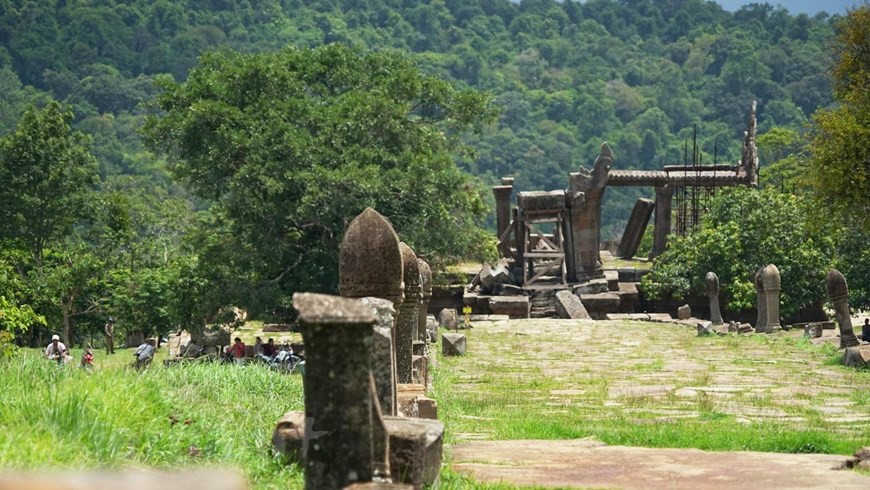 Cận cảnh đền thiêng Preah Vihear ở vùng biên giới Campuchia  - Ảnh 7.