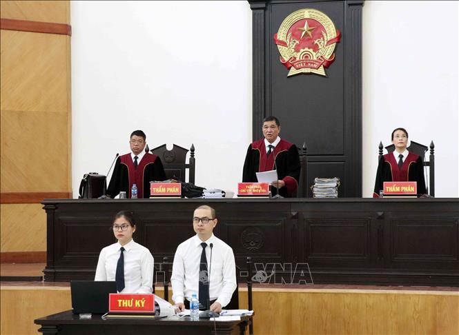 Hình ảnh xét xử phúc thẩm Phan Văn Anh Vũ và 4 cựu cán bộ công an - Ảnh 9. Hình ảnh xét xử phúc thẩm Phan Văn Anh Vũ và 4 cựu cán bộ công an - Ảnh 9.