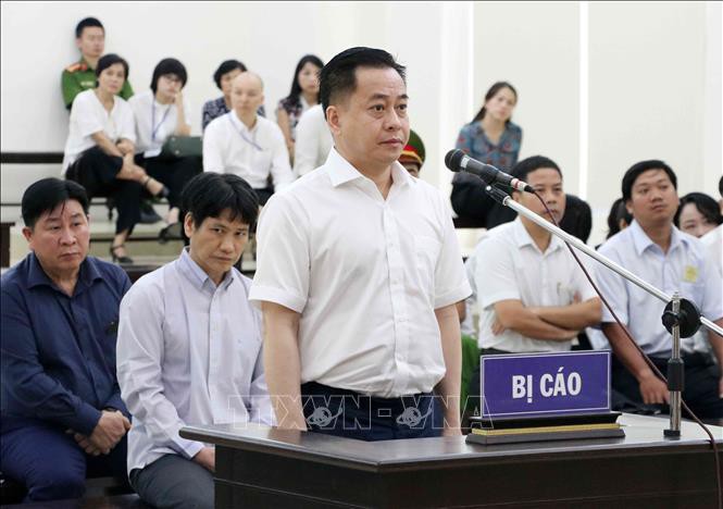 Hình ảnh xét xử phúc thẩm Phan Văn Anh Vũ và 4 cựu cán bộ công an - Ảnh 10. Hình ảnh xét xử phúc thẩm Phan Văn Anh Vũ và 4 cựu cán bộ công an - Ảnh 10.