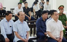 Tiếp tay Vũ 'nhôm' thâu tóm đất 'vàng'