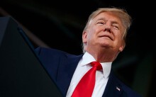 Ông Trump chê Trung Quốc thiếu những 'thiên tài mặc áo ngủ ra đường'