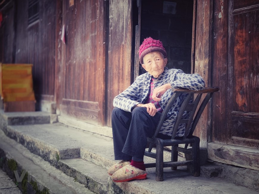 Phù Dung trấn: Làng cổ kì bí nghìn năm ‘treo’ trên thác nước - Ảnh 23. Phù Dung trấn: Làng cổ kì bí nghìn năm ‘treo’ trên thác nước - Ảnh 23.