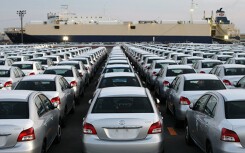 Xe nhập tiêu thụ tăng kỉ lục 200%, xe nội suy thoái, giảm đà tăng trưởng