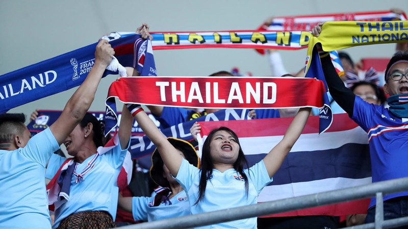 World Cup 2019: Thái Lan 13 lần vào lưới nhặt bóng - Ảnh 4. World Cup 2019: Thái Lan 13 lần vào lưới nhặt bóng - Ảnh 4.