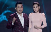 Quang Lê 'hỏi cưới' Tố My trên sân khấu