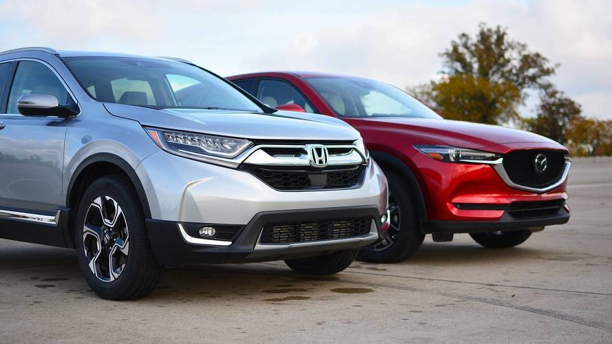 Cầm một tỉ mua ô tô SUV 5 chỗ, khéo trả giá giảm ngay 100 triệu - Ảnh 1. Cầm một tỉ mua ô tô SUV 5 chỗ, khéo trả giá giảm ngay 100 triệu - Ảnh 1.