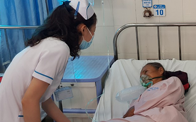6 bà cháu hồi phục sau hôn mê do ngộ độc khí thải máy phát điện - Ảnh 1.