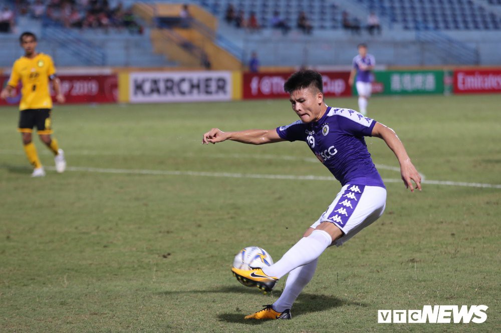 Vì sao Quang Hải không tỏa sáng ở King’s Cup 2019? - Ảnh 2.