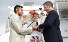 Đám cưới ngọt ngào của cặp đồng tính nam: Tình yêu là điều không bao giờ từ bỏ'
