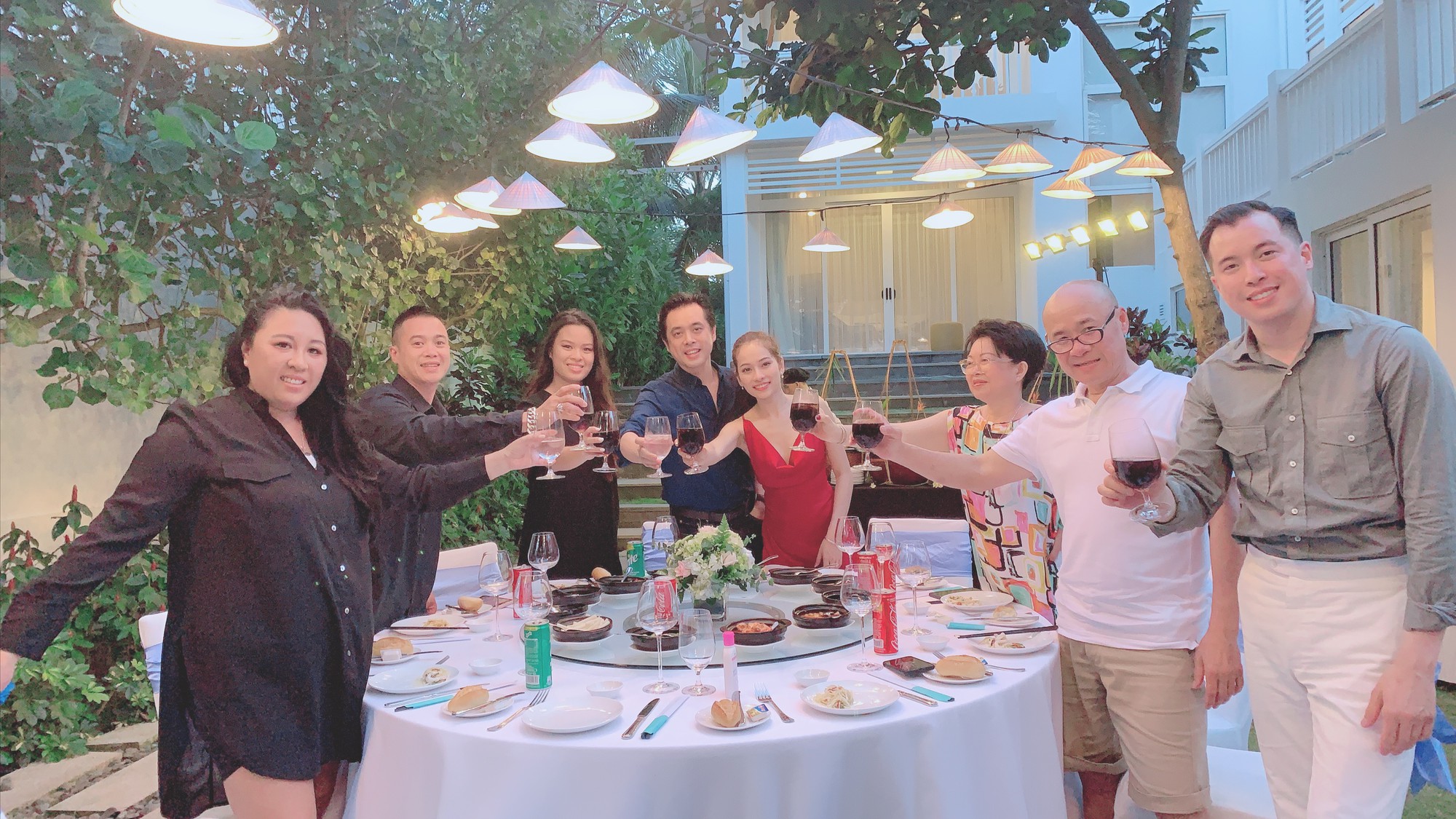 vợ chồng Dương Khắc Linh tại Premier Village Danang (4)
