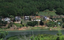Lâm Đồng mạnh tay xử lý các dự án vi phạm khu du lịch hồ Tuyền Lâm trong tháng 6