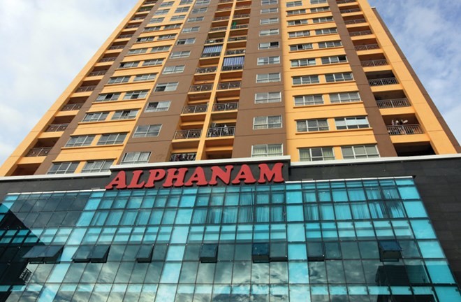 Đại gia Alphanam giải thể công ty, lui về ở ẩn giao quyền cho con - Ảnh 1. Đại gia Alphanam giải thể công ty, lui về ở ẩn giao quyền cho con - Ảnh 1.