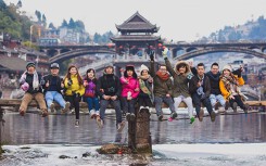 Dắt túi 7 lời khuyên chọn tour du lịch nhóm đảm bảo vui, rẻ, an toàn
