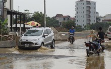 Người Hà Nội 'nín thở' đi qua con đường đau khổ gần 5 năm chưa hoàn thành giữa Thủ đô