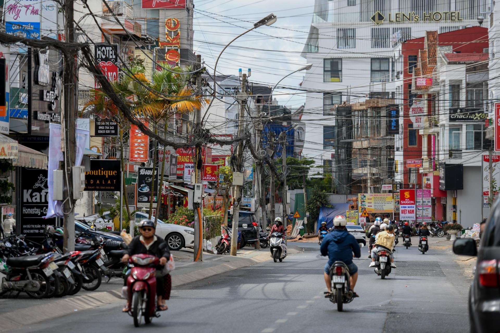 Những con đường bị cò đất ‘hét giá’ 1 tỉ đồng/m2 ở Đà Lạt - Ảnh 9. Những con đường bị cò đất ‘hét giá’ 1 tỉ đồng/m2 ở Đà Lạt - Ảnh 9.