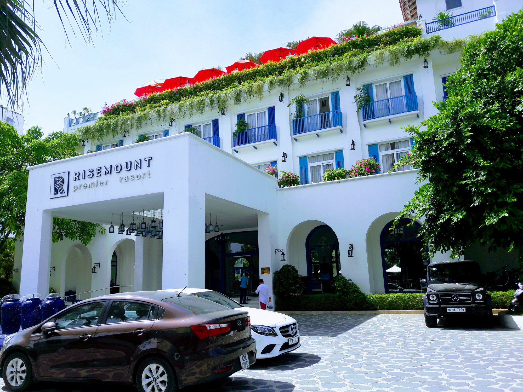 Hàng loạt khách sạn 5 sao Đà Nẵng vi phạm quy định xử lí nước thải, bị phạt 630 triệu đồng - Ảnh 1. Hàng loạt khách sạn 5 sao Đà Nẵng vi phạm quy định xử lí nước thải, bị phạt 630 triệu đồng - Ảnh 1.