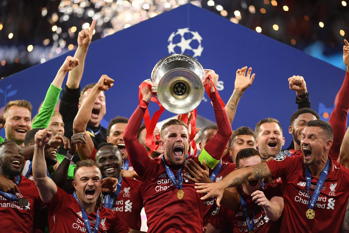 Nhẹ nhàng vượt qua Tottenham, Liverpool lên đỉnh châu Âu sau 14 năm chờ đợi - Ảnh 6. Nhẹ nhàng vượt qua Tottenham, Liverpool lên đỉnh châu Âu sau 14 năm chờ đợi - Ảnh 6.