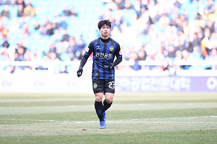 Incheon United chấm dứt hợp đồng sớm với Công Phượng - Ảnh 1.