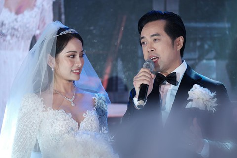 Dương Khắc Linh sáng tác ca khúc dành riêng cho vợ vào ngày cưới - Ảnh 1. Dương Khắc Linh sáng tác ca khúc dành riêng cho vợ vào ngày cưới - Ảnh 1.