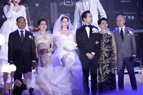 Dương Khắc Linh sáng tác ca khúc dành riêng cho vợ vào ngày cưới - Ảnh 6. Dương Khắc Linh sáng tác ca khúc dành riêng cho vợ vào ngày cưới - Ảnh 6.