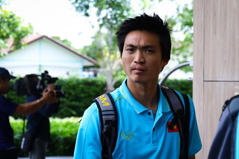 Tuyển Việt Nam có mặt tại Buriram, kết thúc hành trình dài 24 tiếng - Ảnh 9. Tuyển Việt Nam có mặt tại Buriram, kết thúc hành trình dài 24 tiếng - Ảnh 9.