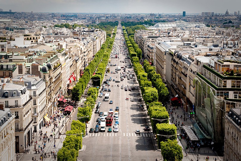 Những địa điểm du lịch bạn không thể bỏ qua khi đến Paris - Ảnh 2.