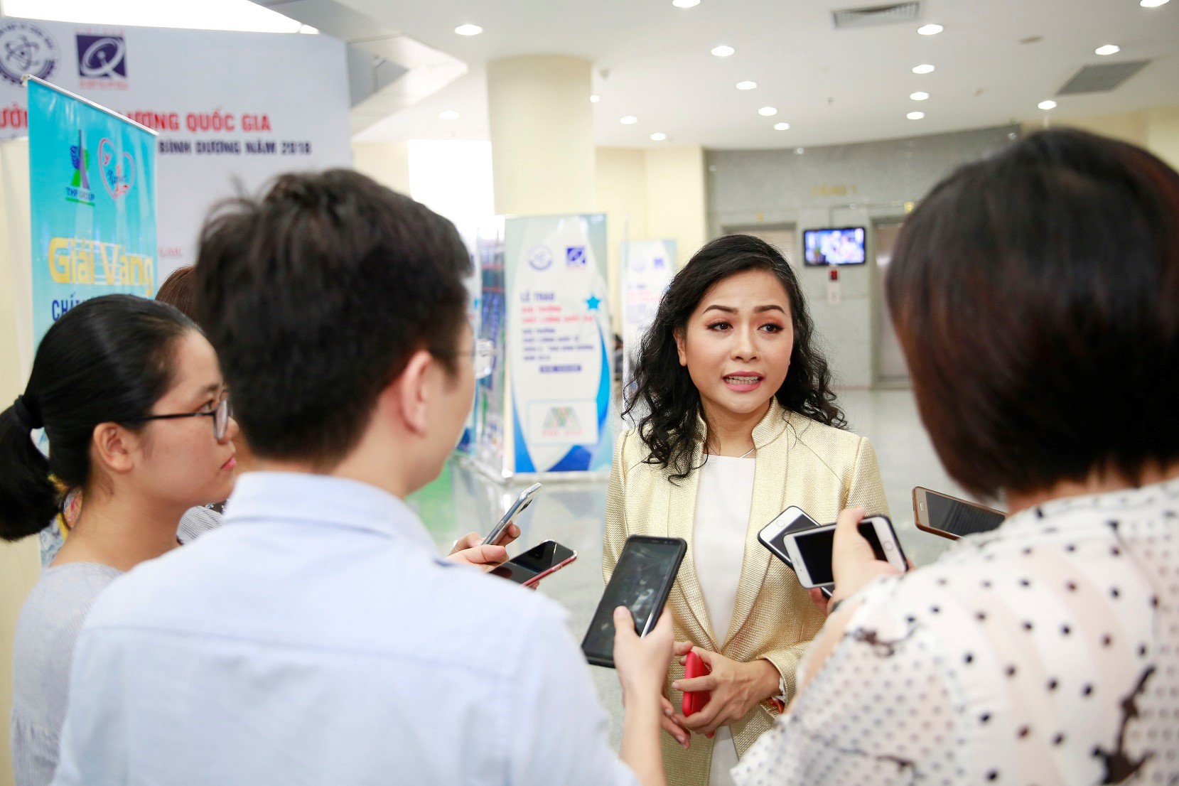 phuong 2 phuong 2