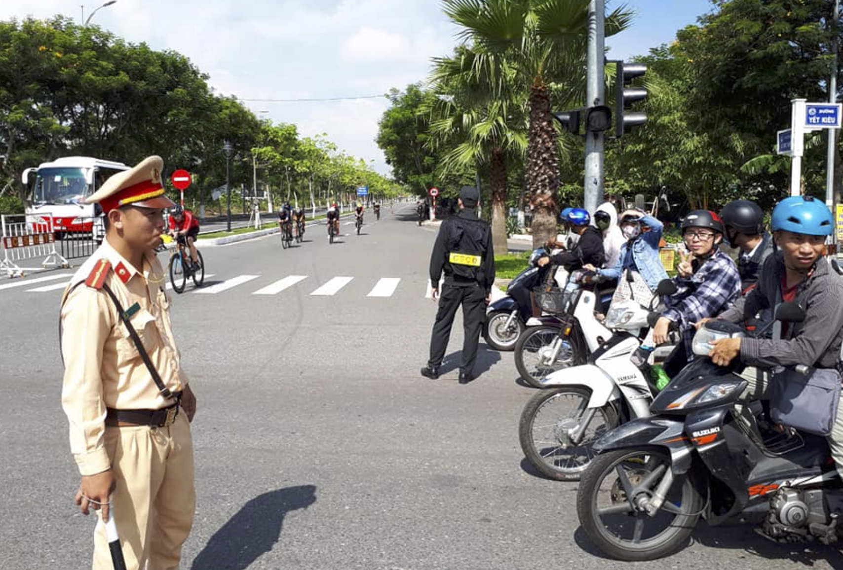Ảnh chụp Màn hình 2019-06-22 lúc 12 Ảnh chụp Màn hình 2019-06-22 lúc 12