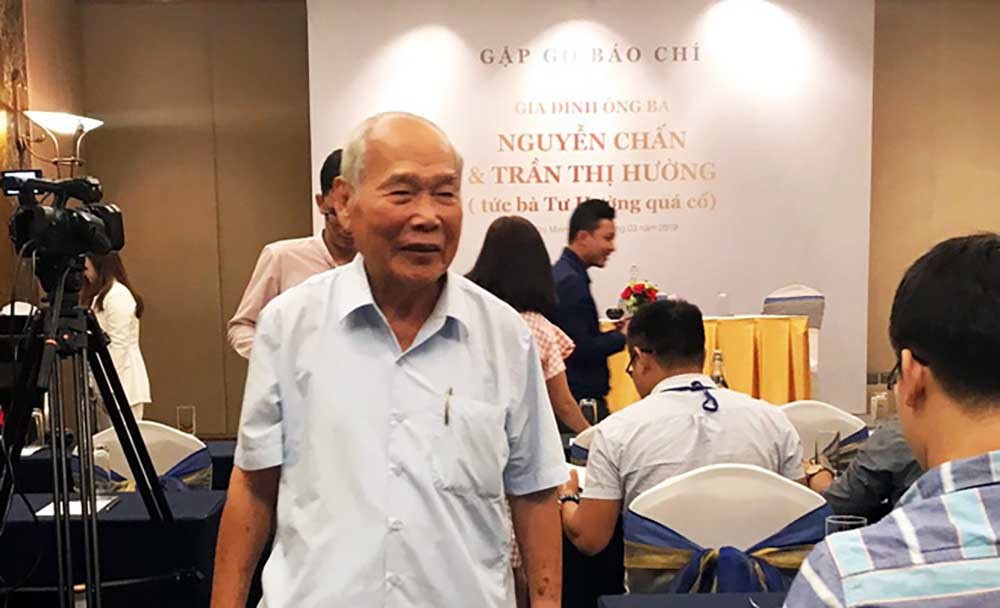 Diễn biến vụ tranh chấp chục ngàn tỉ trong nội bộ gia đình bà Tư Hường - Ảnh 1. Diễn biến vụ tranh chấp chục ngàn tỉ trong nội bộ gia đình bà Tư Hường - Ảnh 1.