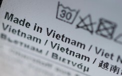 Từ việc Asanzo bị nghi nhập thiết bị Trung Quốc về lắp ráp, gắn xuất xứ Việt Nam, hiểu cụm từ ‘Made in Vietnam’ thế nào cho đúng?