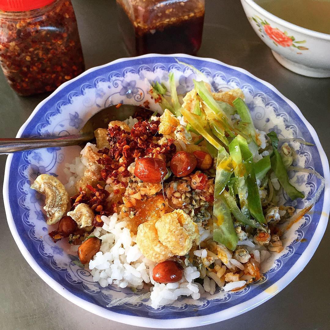 Huế_Cơm hến_ gogofindfood