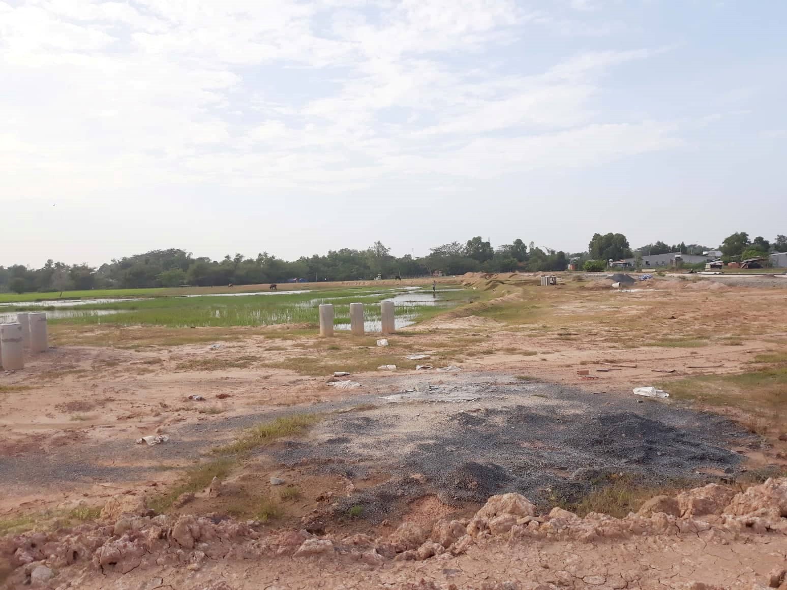20190620-xay-trai-phep-hung-thinh-cat-tuong-va-homeland-gold-bi-long-an-tuyt-coi-1 (1) 20190620-xay-trai-phep-hung-thinh-cat-tuong-va-homeland-gold-bi-long-an-tuyt-coi-1 (1)