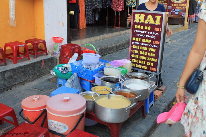 am-thuc-ganh-hang-rong-o-hoi-an am-thuc-ganh-hang-rong-o-hoi-an