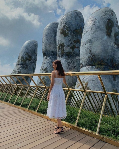 Nam long bi quyet chup anh check-in cau Vang hut nghin like hinh anh 18 Nam long bi quyet chup anh check-in cau Vang hut nghin like hinh anh 18