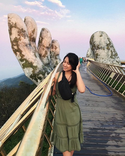 Nam long bi quyet chup anh check-in cau Vang hut nghin like hinh anh 6 Nam long bi quyet chup anh check-in cau Vang hut nghin like hinh anh 6